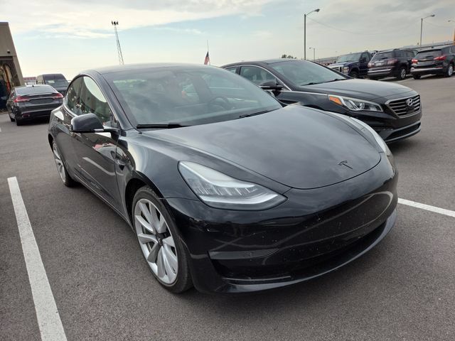 Used 2019 Tesla Model 3 Standard Range Plus RWD image 2