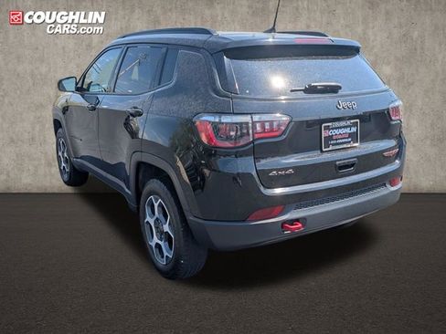 Used 2022 Jeep Compass Trailhawk w/ Trailhawk Convenience Group AWD/4WD image 5