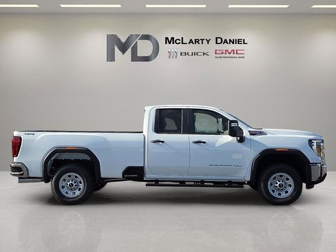 New 2026 GMC Sierra 2500 Pro AWD/4WD image 6