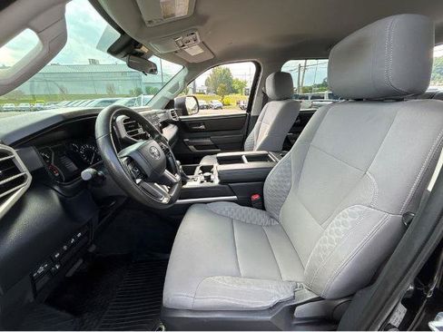 Used 2024 Toyota Tundra SR5 AWD/4WD image 17