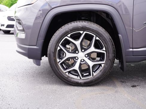 Used 2024 Jeep Compass Limited AWD/4WD image 14