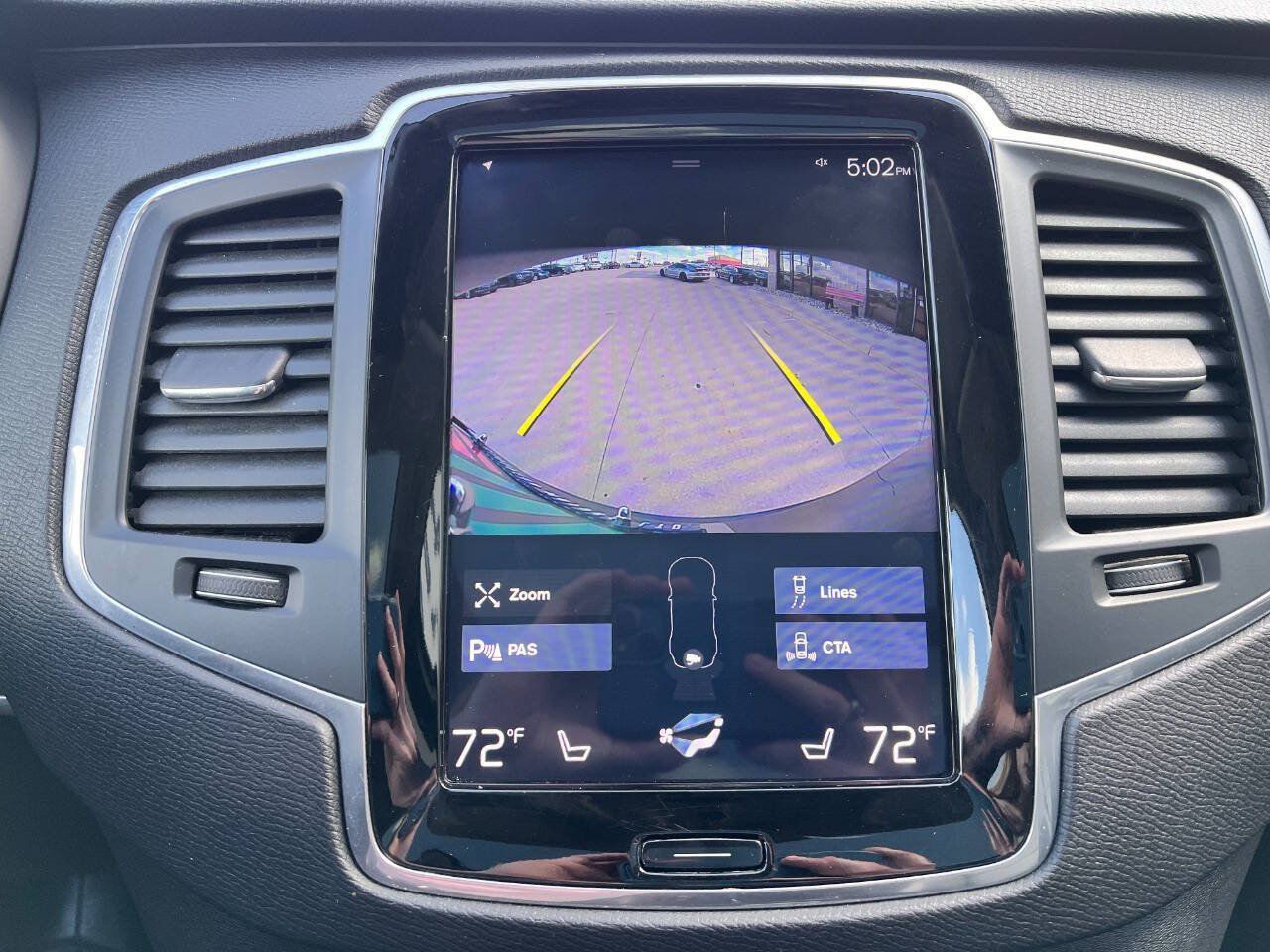 Used 2019 Volvo XC90 T5 Momentum w/ Multimedia Package AWD/4WD image 15