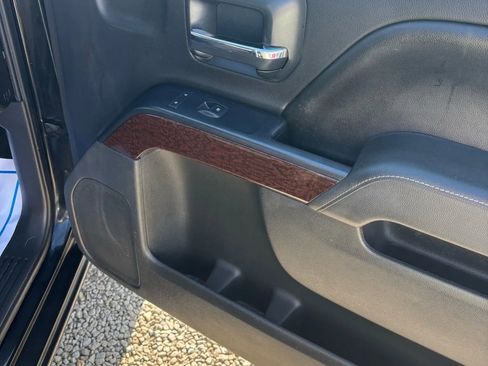 Used 2015 GMC Sierra 1500 SLE w/ SLE Value Package AWD/4WD image 22