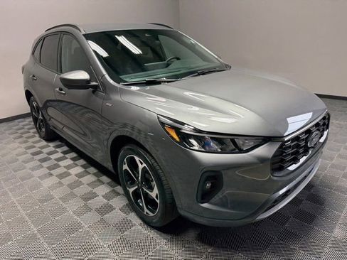 Used 2023 Ford Escape ST-Line Select w/ Tech Pack #2 image 2