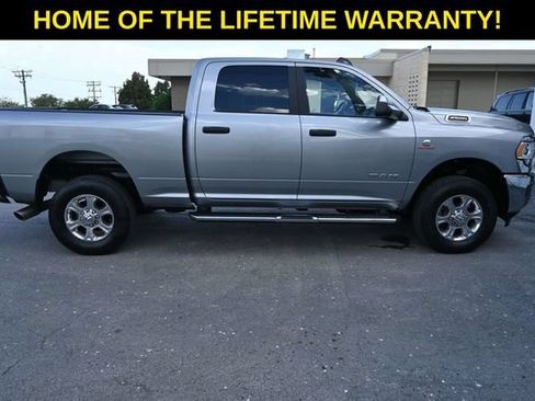 Used 2022 RAM 2500 Big Horn AWD/4WD image 46