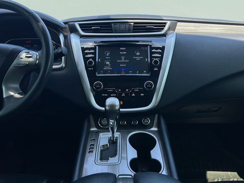 Used 2016 Nissan Murano Platinum w/ Platinum Technology Package FWD image 27