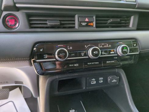 Used 2024 Honda Pilot EX-L image 29