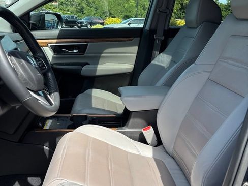 Used 2022 Honda CR-V Touring image 9