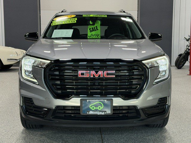 Certified 2023 GMC Terrain SLE w/ Driver Convenience Package FWD image 8