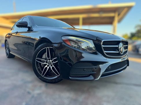 Used 2018 Mercedes-Benz E 400 Coupe w/ Premium 1 Package image 3