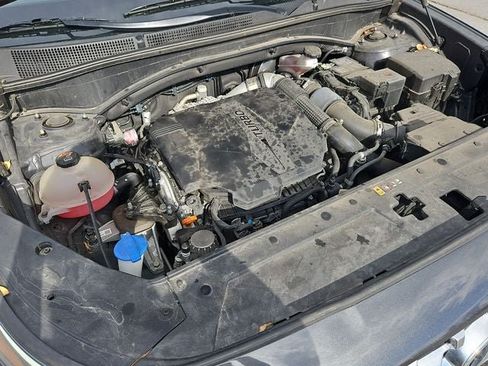 Used 2023 Hyundai Santa Fe Limited AWD/4WD image 27