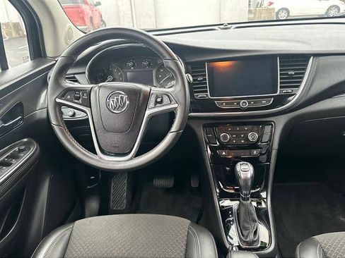 Used 2018 Buick Encore Preferred image 9