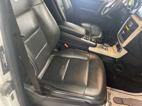 Used 2014 Mercedes-Benz G 63 AMG 4MATIC image 54