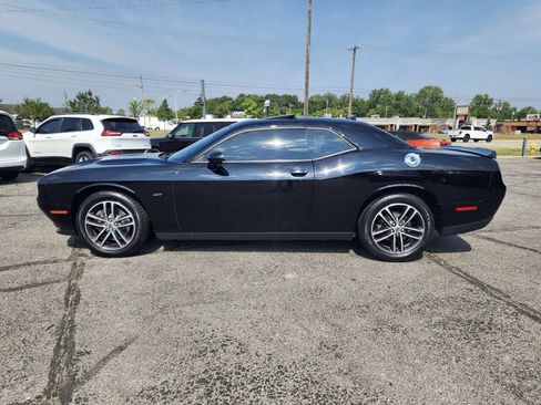 Used 2018 Dodge Challenger GT AWD/4WD image 11