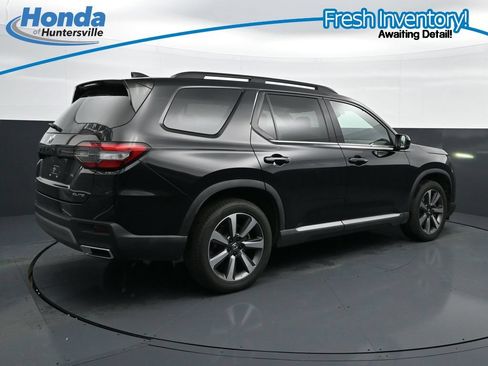 Used 2023 Honda Pilot Elite image 10