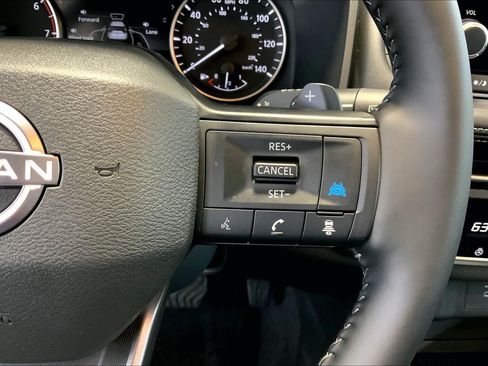 Used 2026 Nissan Rogue SV w/ SV Premium Package AWD/4WD image 24
