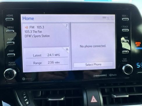 Used 2019 Toyota C-HR XLE FWD image 16