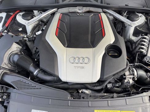 Used 2019 Audi S4 Premium Plus w/ Premium Plus Package image 26