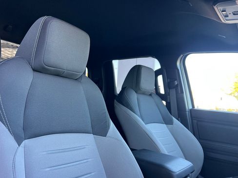 Used 2025 Toyota Tacoma TRD Sport image 13