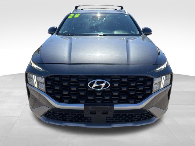 Used 2023 Hyundai Santa Fe SEL FWD image 2