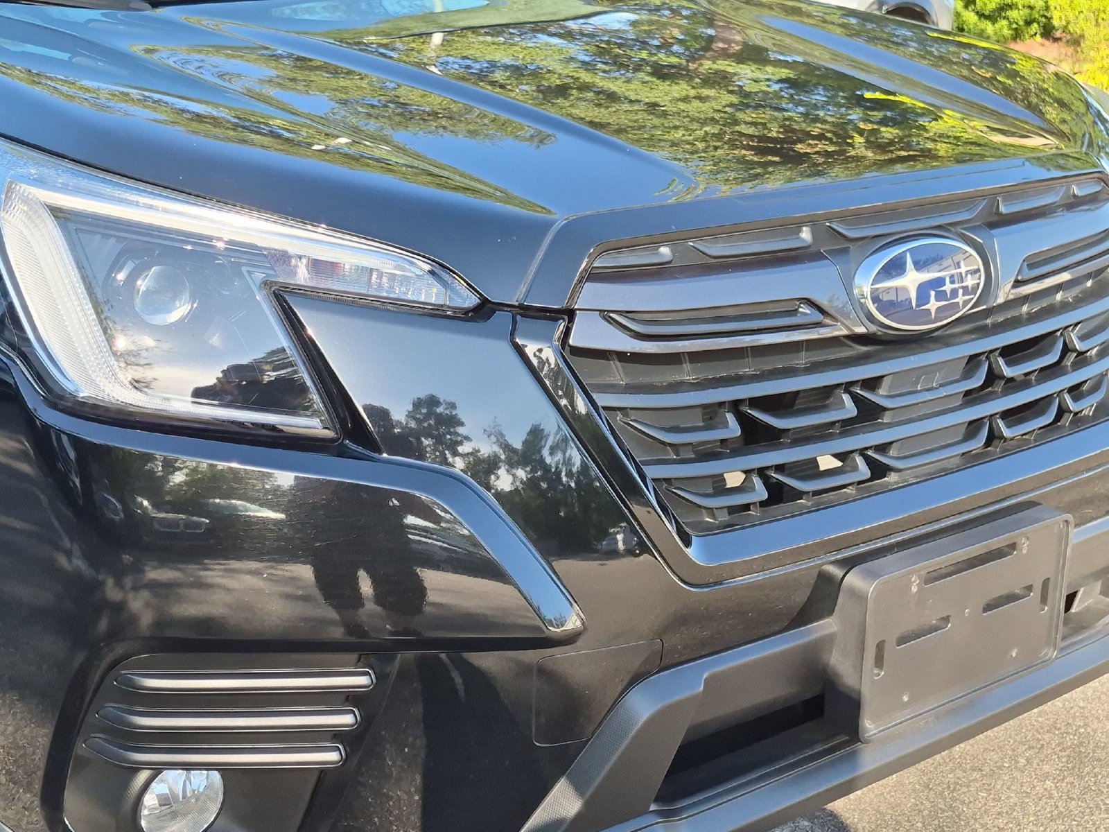 Used 2023 Subaru Forester Limited AWD/4WD image 9