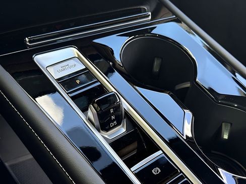 New 2026 Volkswagen Atlas Cross Sport SEL image 20