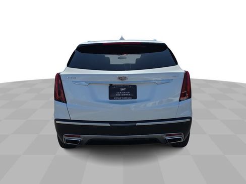 Certified 2024 Cadillac XT5 Premium Luxury w/ LPO, Premium Carpet Package FWD image 7