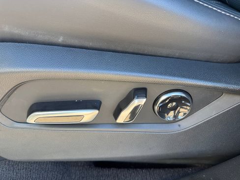 Used 2025 Acura RDX SH-AWD w/ Technology Package image 14