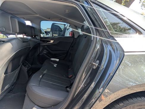 Used 2019 Audi A4 2.0T Premium FWD image 11