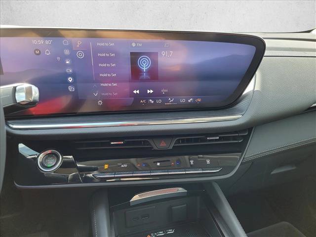 Used 2025 Buick Envision Preferred AWD/4WD image 21