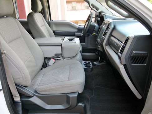 Used 2017 Ford F250 XLT AWD/4WD image 34