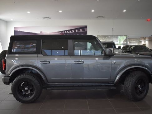 Used 2023 Ford Bronco Outer Banks AWD/4WD image 5