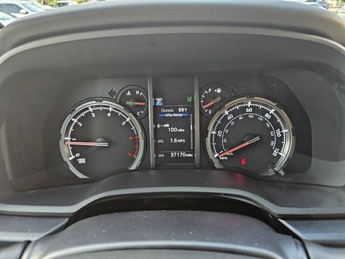 Used 2023 Toyota 4Runner TRD Off-Road Premium w/ Off Road Premium Plus Package AWD/4WD image 16