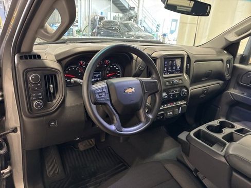 Used 2025 Chevrolet Silverado 2500 Custom w/ Custom Value Package image 11