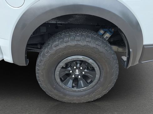Used 2017 Ford F150 Raptor w/ Equipment Group 802A Luxury AWD/4WD image 5