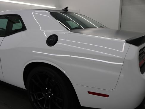 Used 2023 Dodge Challenger SRT Hellcat RWD image 32