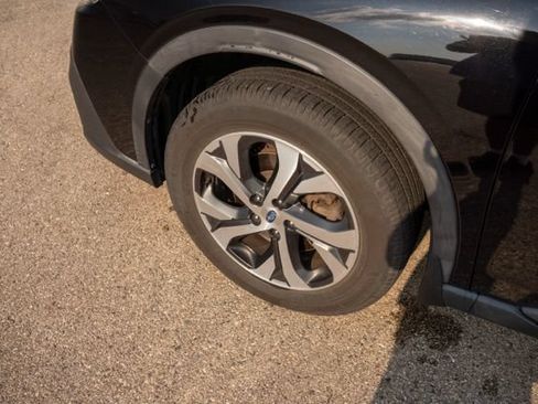 Used 2020 Subaru Outback Limited w/ Popular Package #2 AWD/4WD image 12