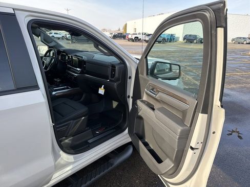 New 2026 Chevrolet Silverado 1500 RST w/ RST All Star Premium Package image 29