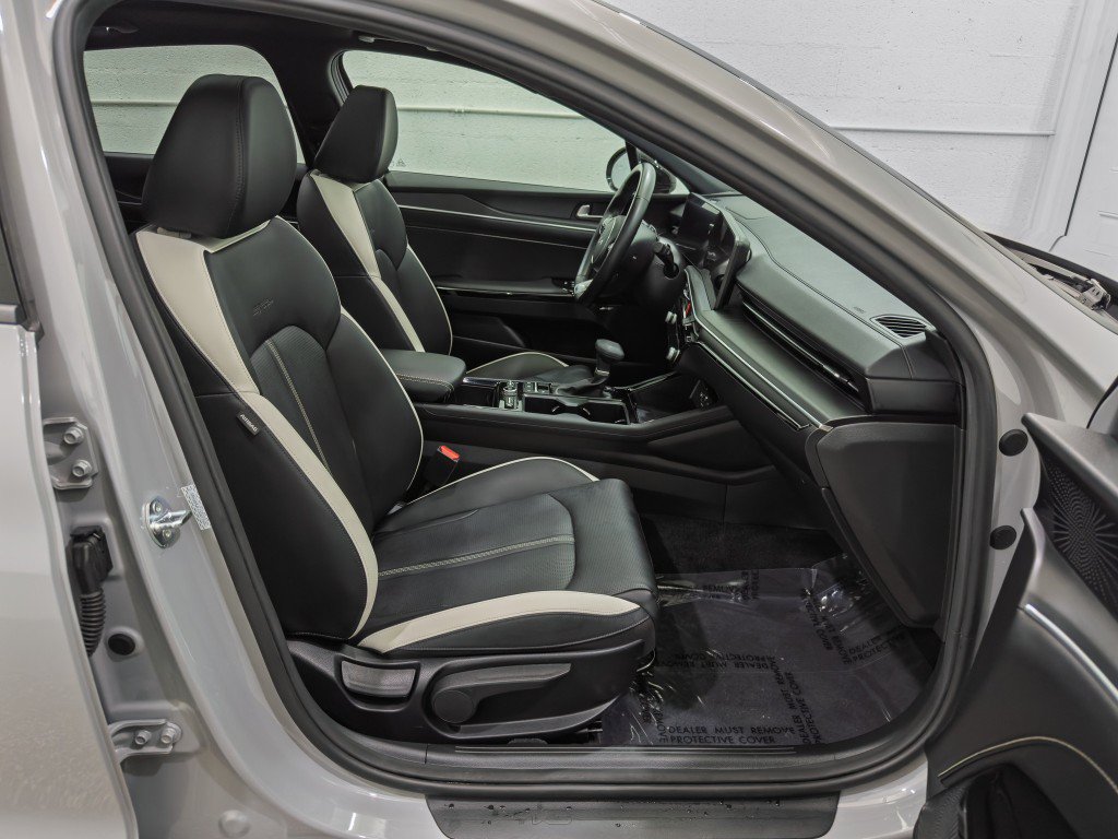 Used 2025 Kia K5 GT-Line w/ GT-Line Premium Package FWD image 21