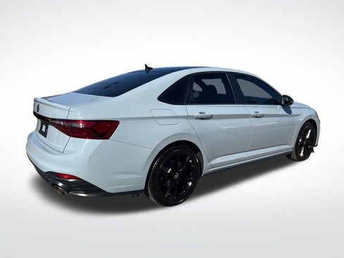 Used 2025 Volkswagen Jetta GLI Autobahn FWD image 44