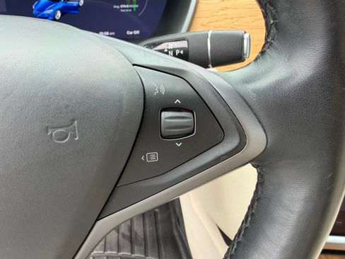 Used 2020 Tesla Model S Long Range Plus image 15