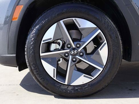Used 2025 Hyundai Tucson SEL FWD image 6