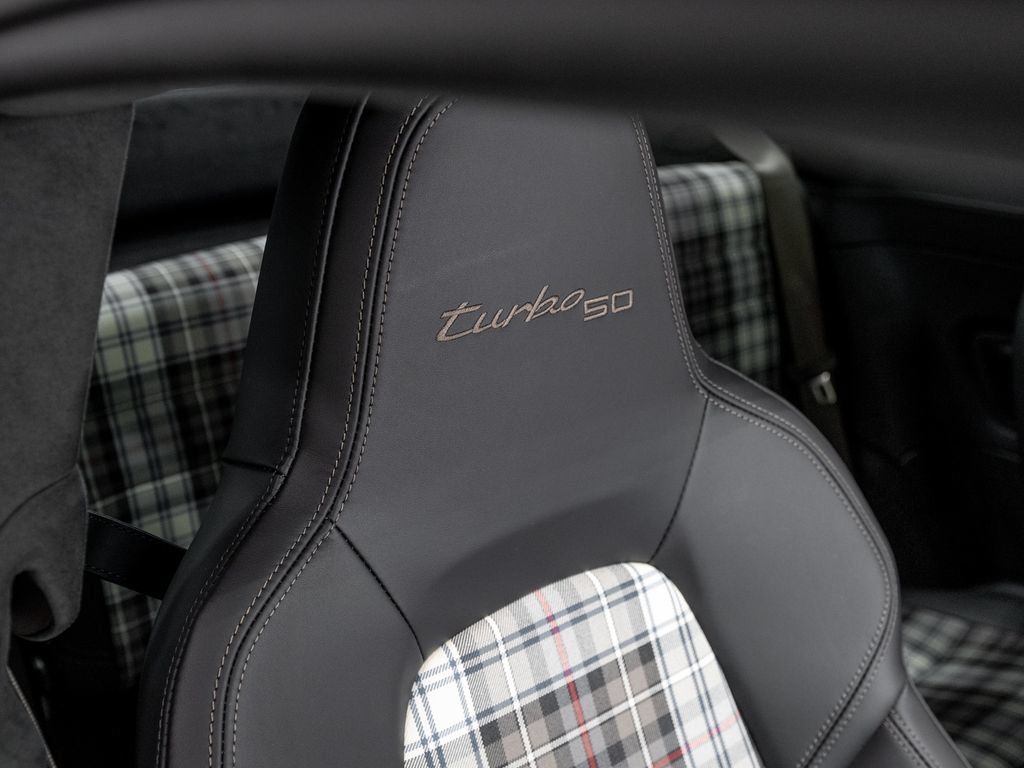 Used 2025 Porsche 911 Turbo S AWD/4WD image 18