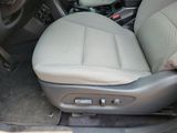 Used 2018 Hyundai Santa Fe SE image 5