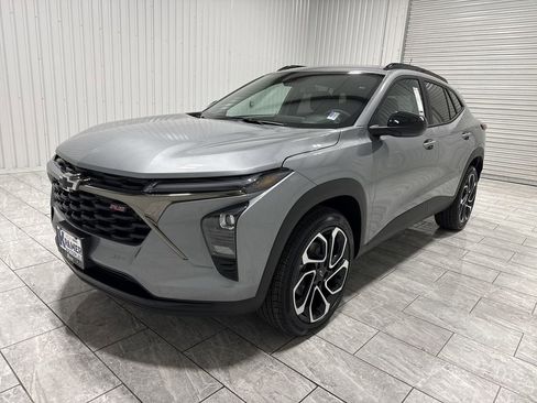 New 2026 Chevrolet Trax RS image 1