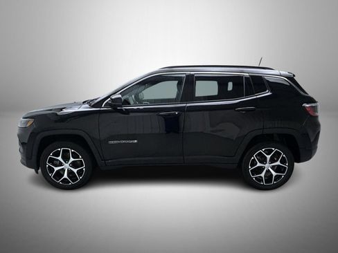 Used 2024 Jeep Compass Limited AWD/4WD image 8