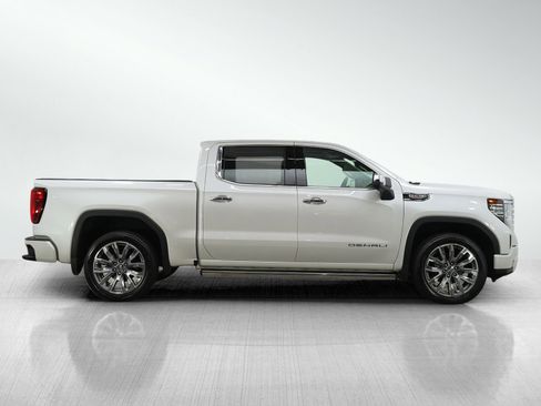 Used 2025 GMC Sierra 1500 Denali AWD/4WD image 6