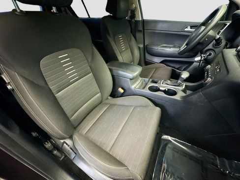 Used 2017 Kia Sportage LX w/ LX Popular Package image 15