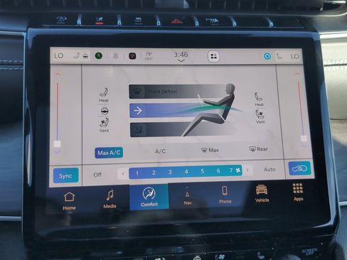 New 2025 Jeep Grand Cherokee Limited w/ Luxury Tech Group II image 19