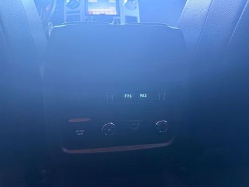 Used 2016 Ford Expedition XLT w/ Equipment Group 202A image 15